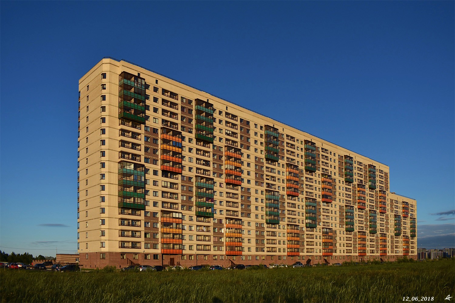 Бугры, Тихая улица, 1
