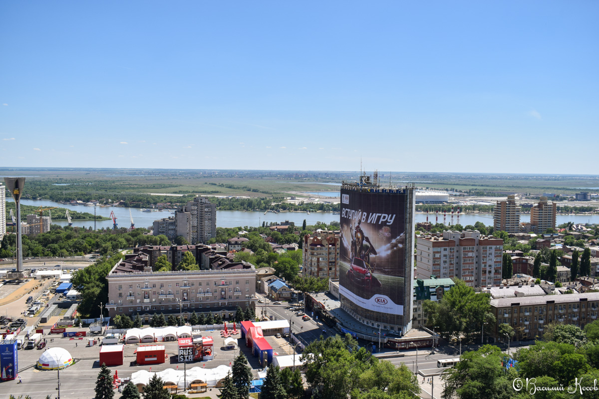 Ростов-на-Дону, Театральная площадь, 2; Большая Садовая улица, 188А