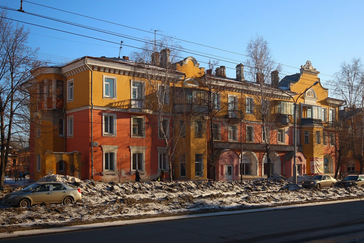 Каменск-Уральский, Улица Кунавина, 24