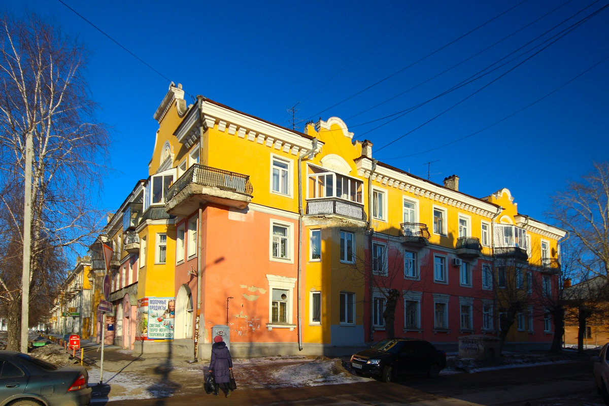 Каменск-Уральский, Улица Кунавина, 24