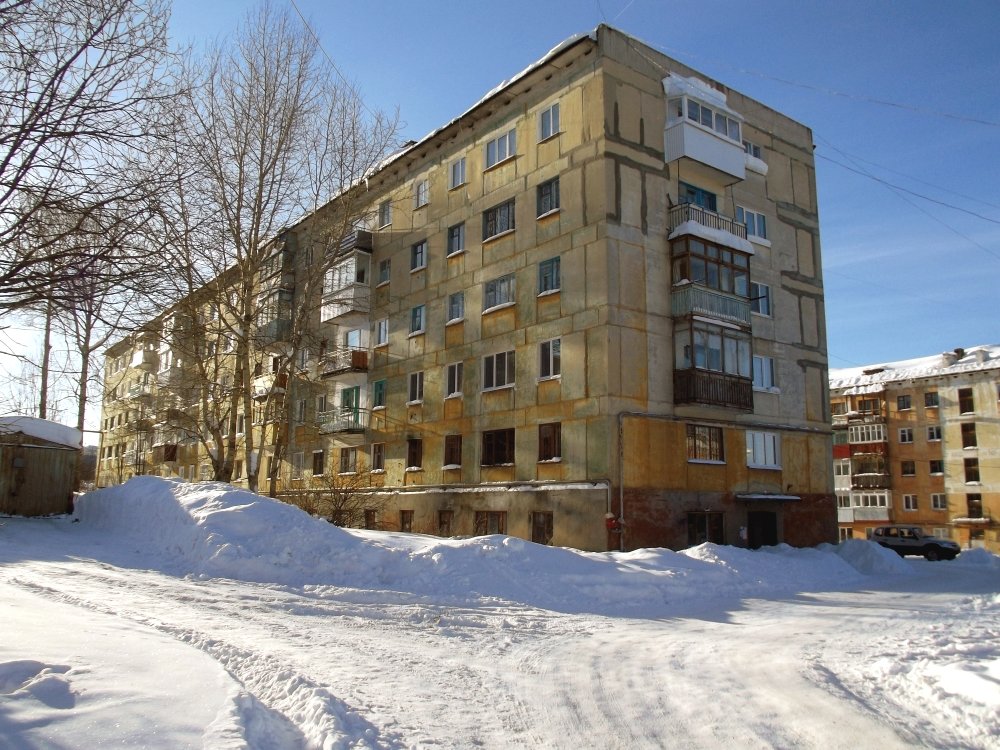Кизел, Улица Ленина, 19