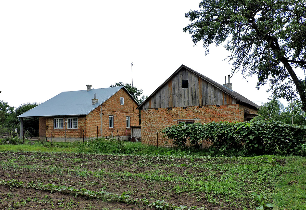 Zolochiv district. others settlements, с. Старый Милятин, улица Леси Украинки, 5; с. Старый Милятин, улица Леси Украинки, 5