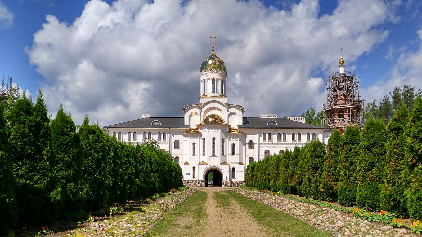 Pereslavsky District, other localities, м. Сольба, Центральная улица, 15А; м. Сольба, Центральная улица, 15 Северо-западная башня