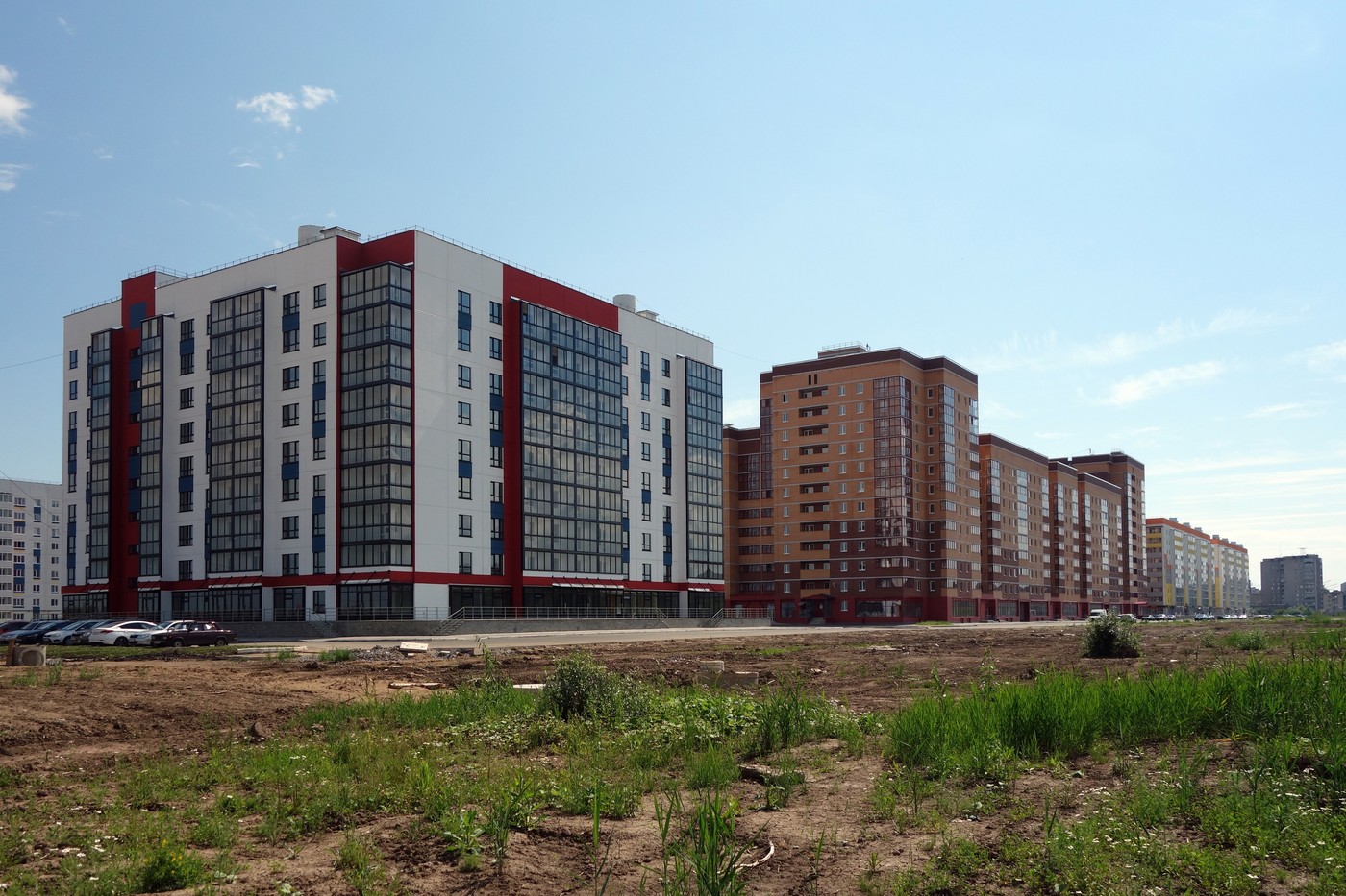 Великий Новгород, Большая Московская улица, 128 / Улица Ворошилова, 10; Большая Московская улица, 126; Большая Московская улица, 124; Большая Московская улица, 122; Большая Московская улица, 116 / Улица Державина, 2