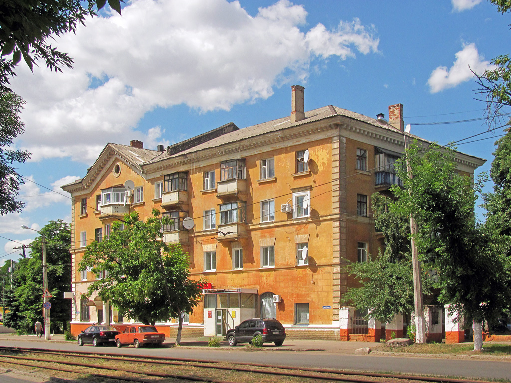 Краматорск, Центральная улица, 1