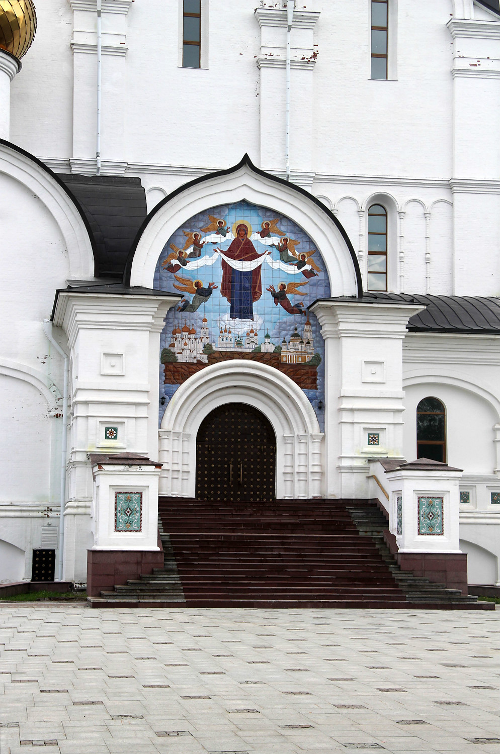 Ярославль, Которосльная набережная, 2 / Волжская набережная, 1