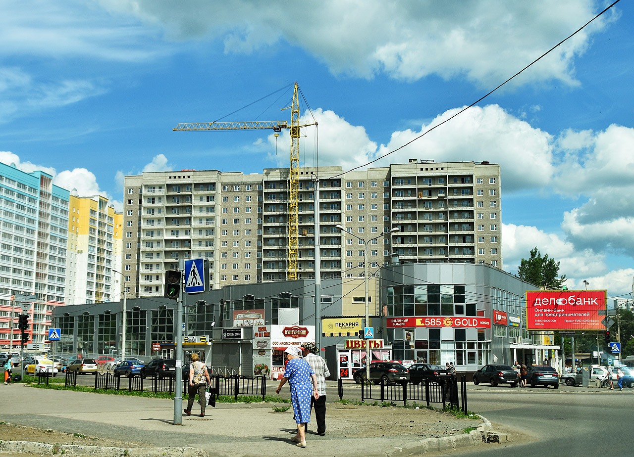 Perm, Улица Писарева, 27А; Улица Писарева, 25