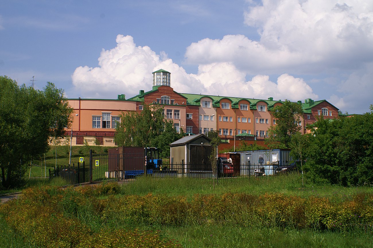 Москва, Береговая улица, 1