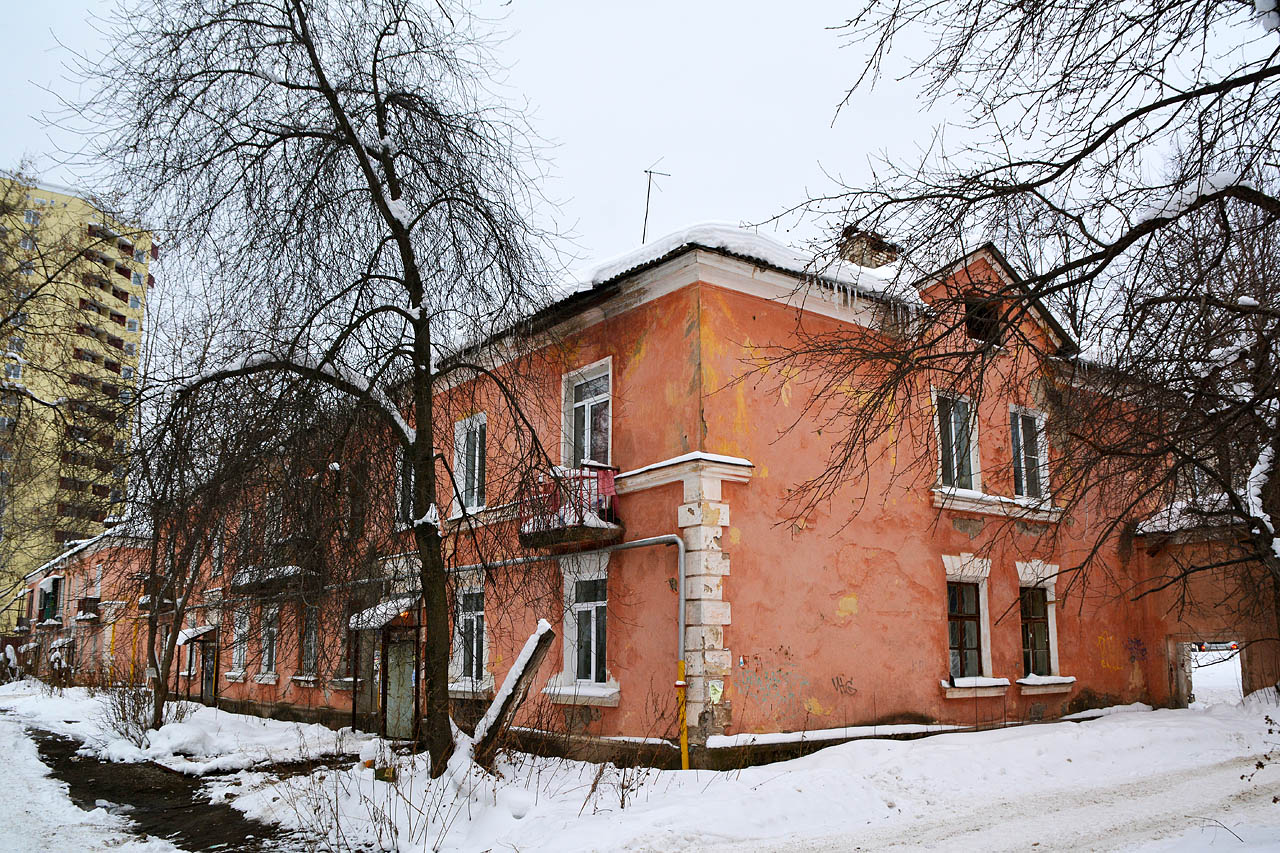 Perm, Улица Адмирала Ушакова, 29