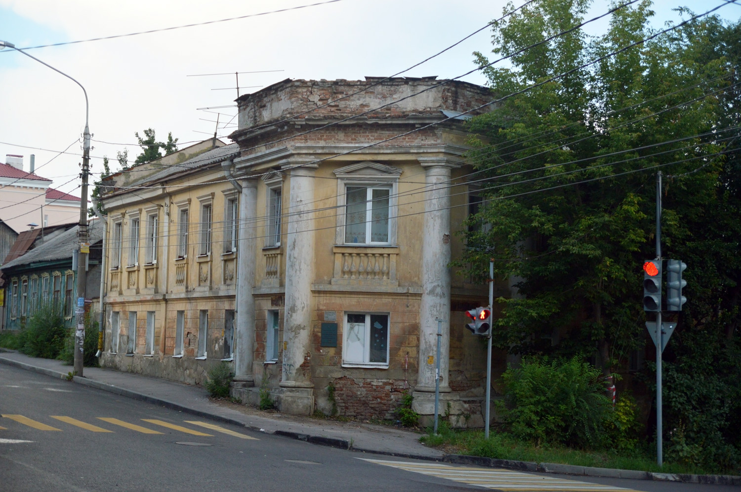 Воронеж, Улица Коммунаров, 44