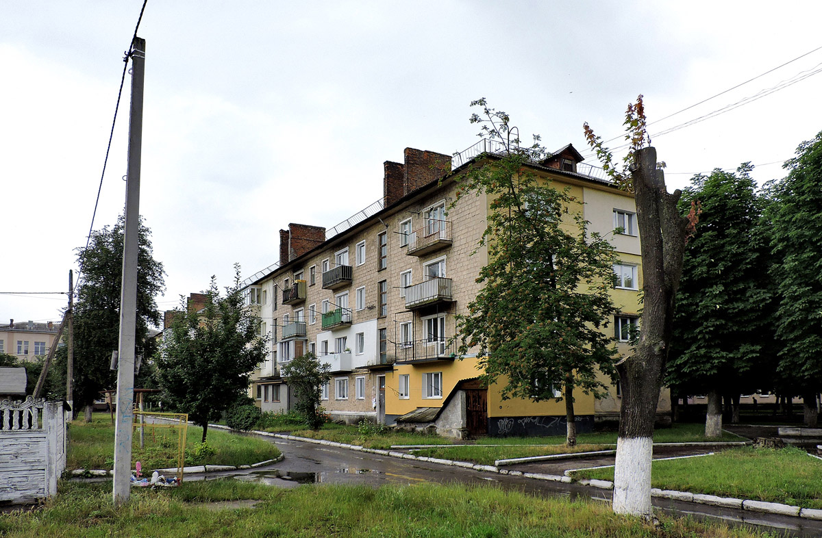 Червоноград, Бульвар Грушевского, 15