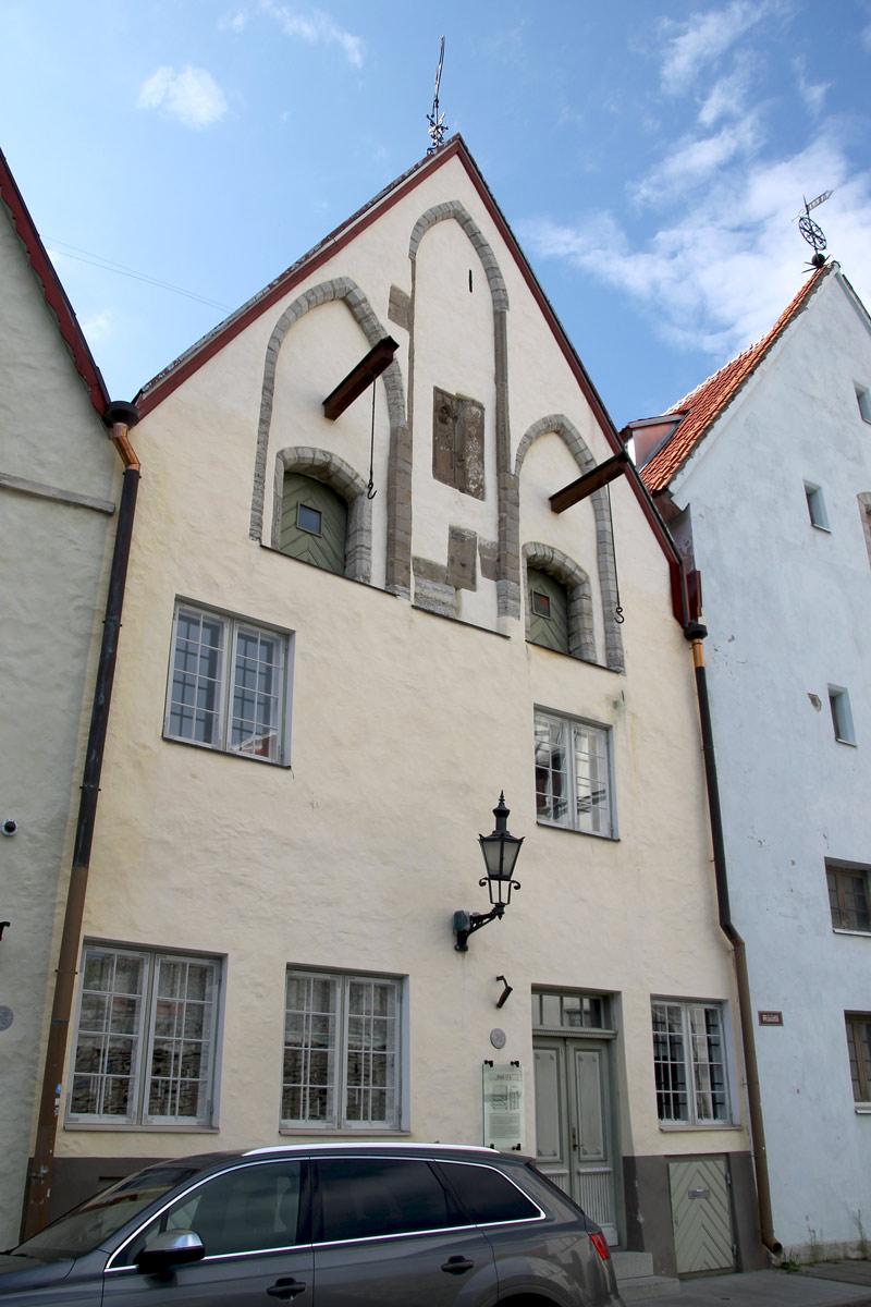 Таллин, Rüütli, 12a