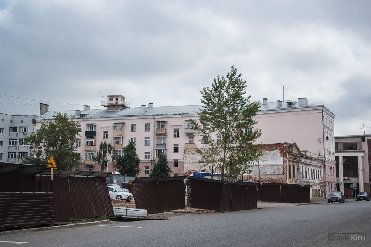 Kaasan, Улица Николая Столбова, 11; Улица Парижской Коммуны, 4 / Улица Николая Столбова, 11