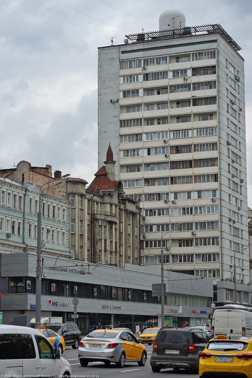 Москва, Садовая-Триумфальная улица, 16; Садовая-Триумфальная улица, 12 стр. 1 / Воротниковский переулок, 14