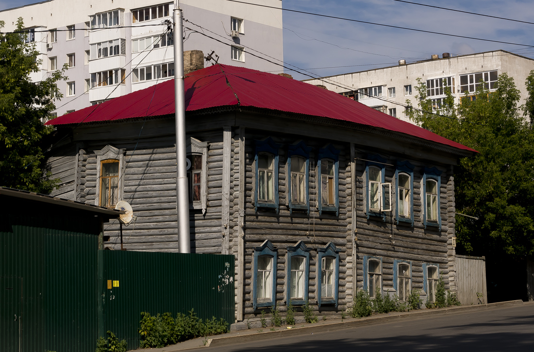 Ufa, Революционная улица, 27
