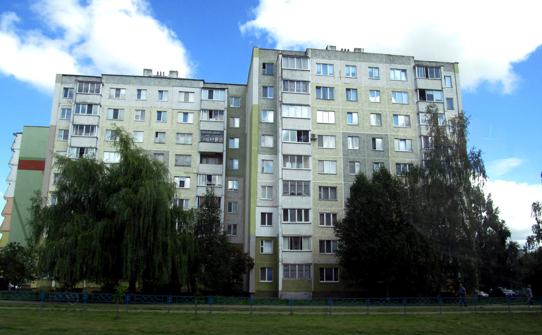 Солигорск, Молодёжная улица, 17; Молодёжная улица, 19