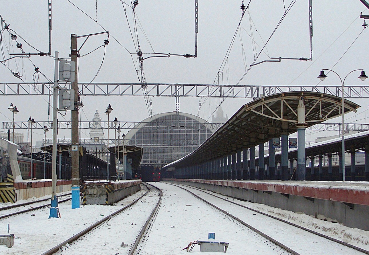 Moscow, Площадь Киевского вокзала, 1
