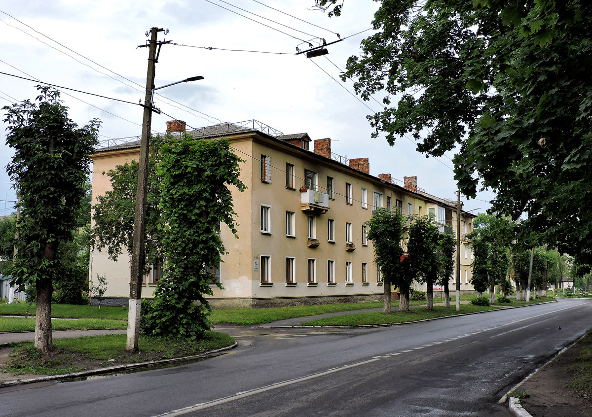 Chervonohrad, Улица Героев Майдана, 13