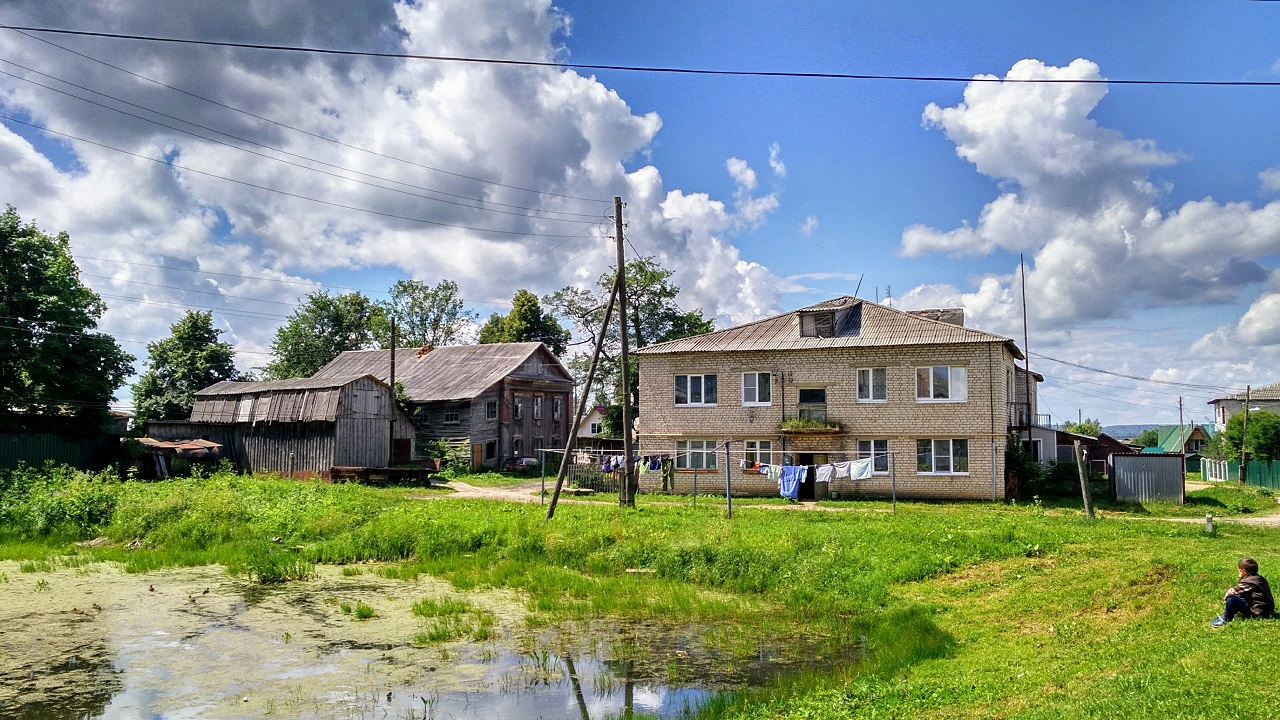 Переславский район, прочие н.п., с. Нагорье, Школьная улица, 6; с. Нагорье, Школьная улица, 8