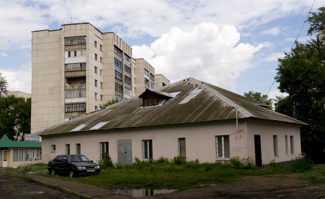 Уфа, Улица Суворова, 73; Улица Богдана Хмельницкого, 92/1
