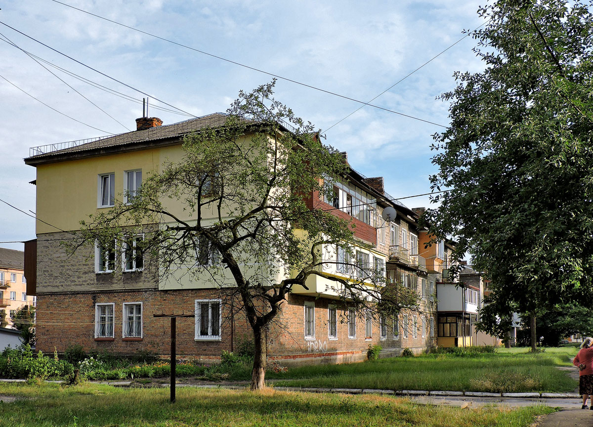 Червоноград, Улица Шашкевича, 2