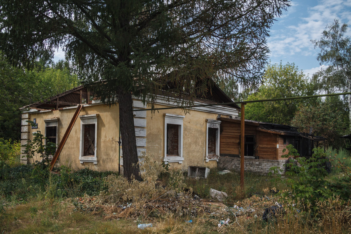 Казань, Улица Телецентра, 8 / Глазовская улица, 10