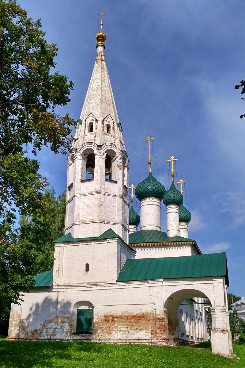 Yaroslavl, Которосльная набережная, 8