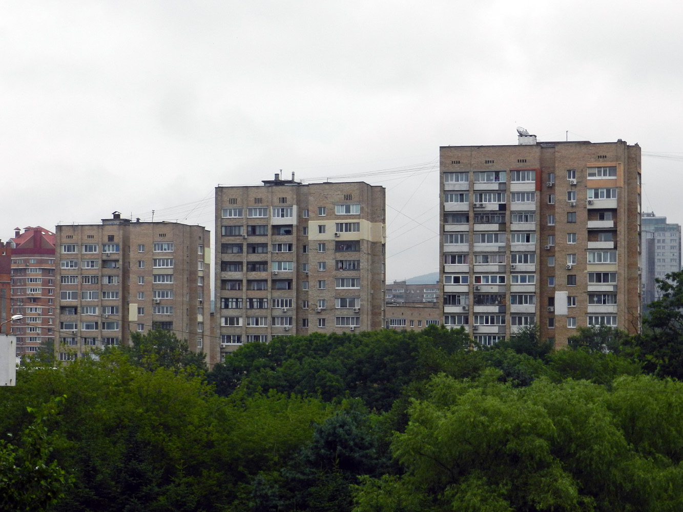 Владивосток, Океанский проспект, 46; Океанский проспект, 48; Океанский проспект, 50