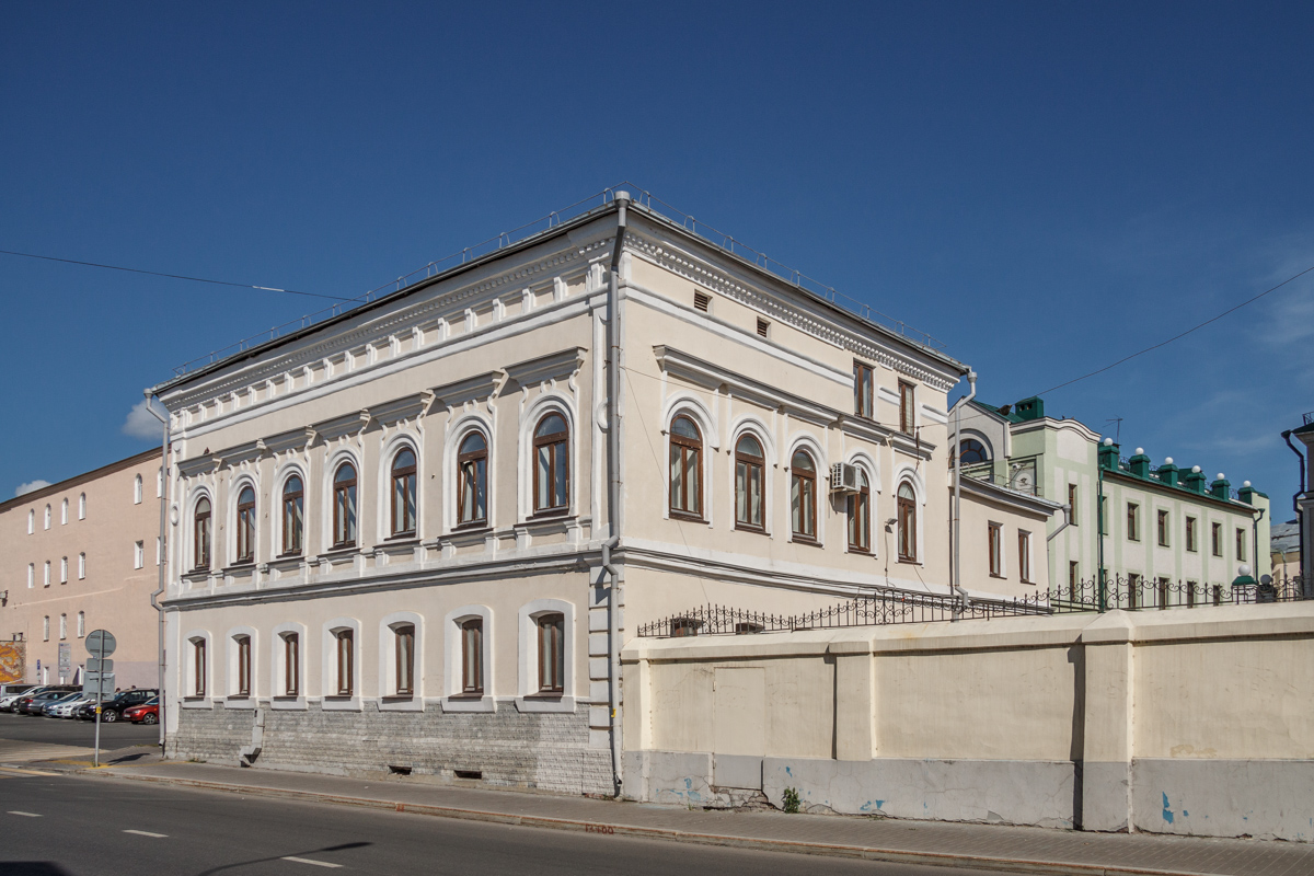Casáin, Улица Миславского, 8 / Улица Дзержинского, 1