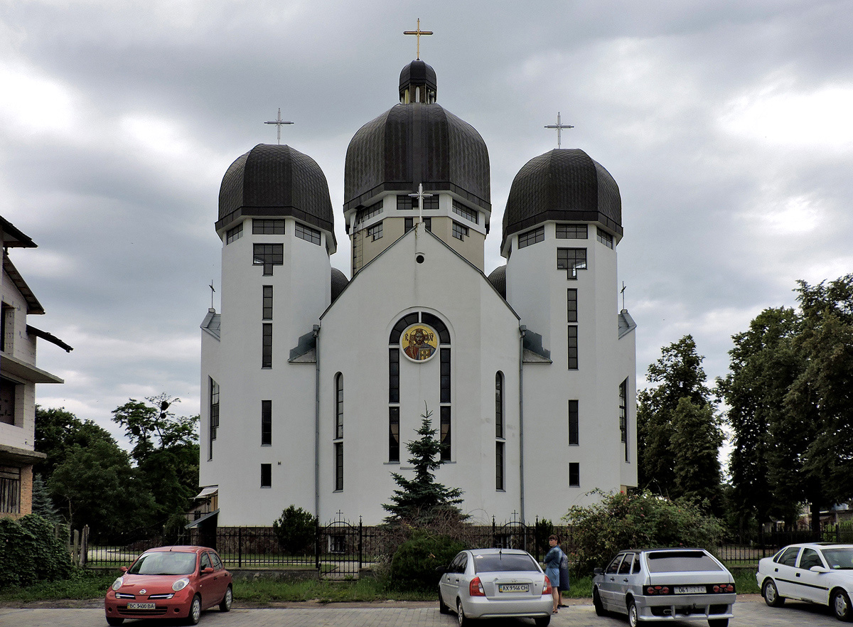 Каменка-Бугская, Улица Сирко, 8