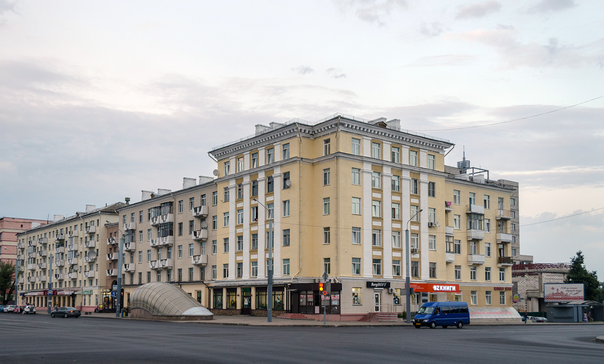 Могилёв, Ленинская улица, 87; Ленинская улица, 85
