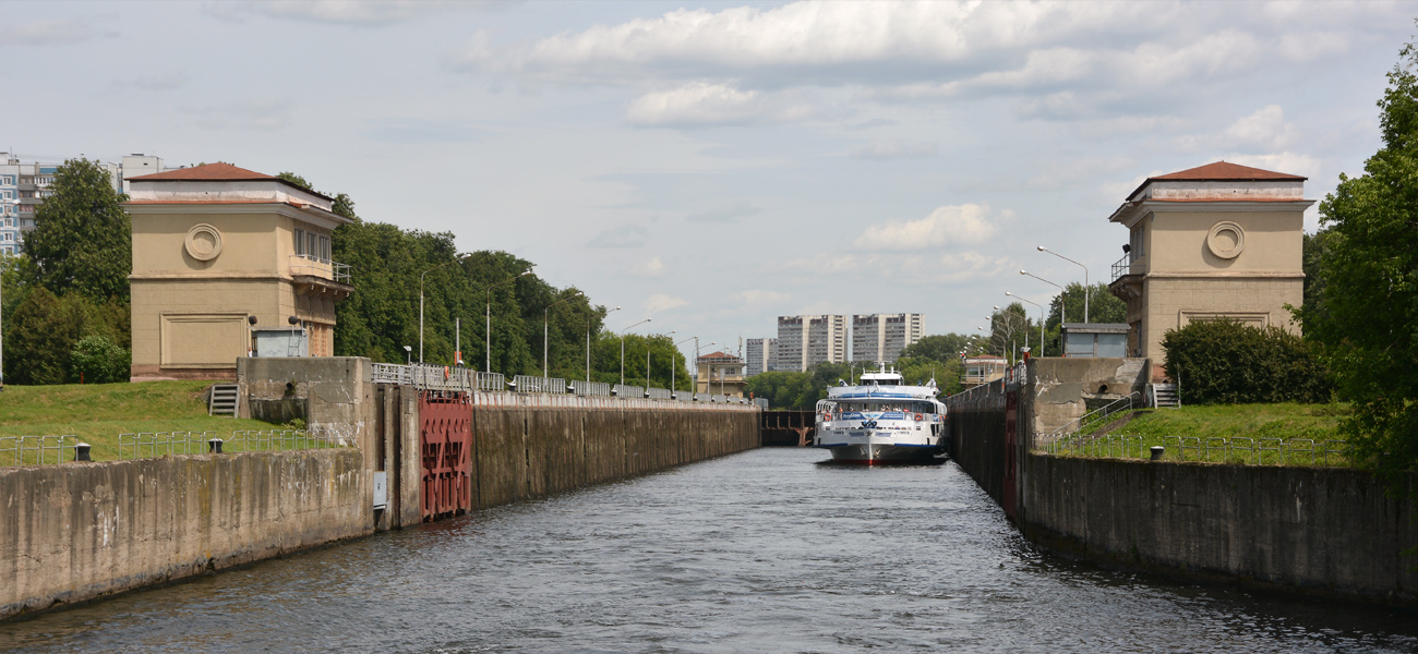 Масква, Коломенская набережная