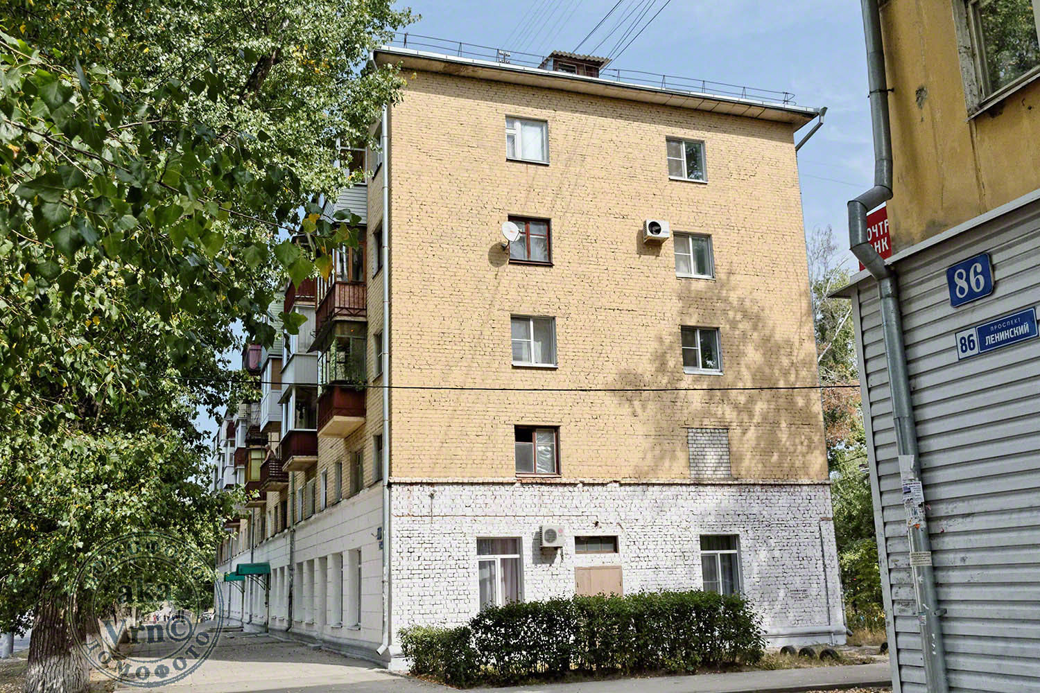 Воронеж, Ленинский проспект, 90