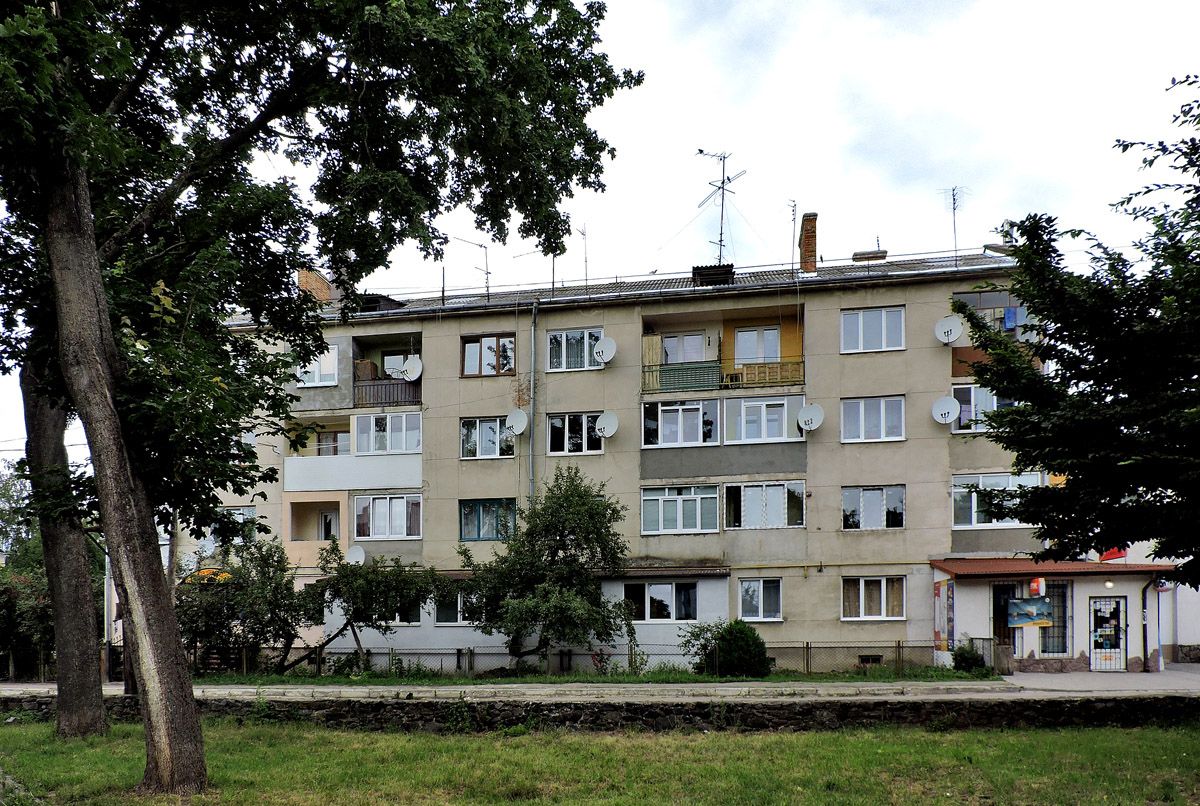 Kamianka-Buzka, Улица Гаватовича, 7