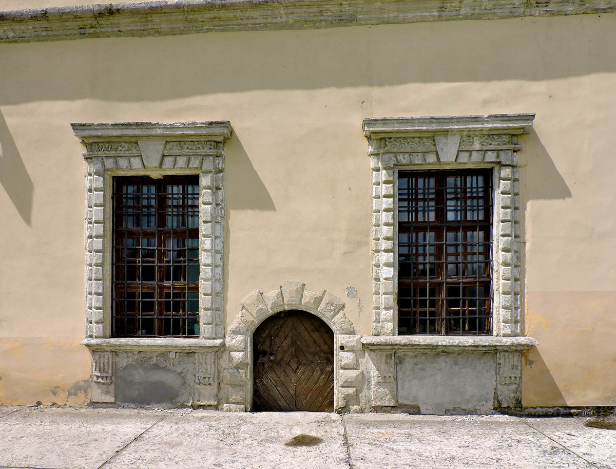 Золочев, Тернопольская улица, 4