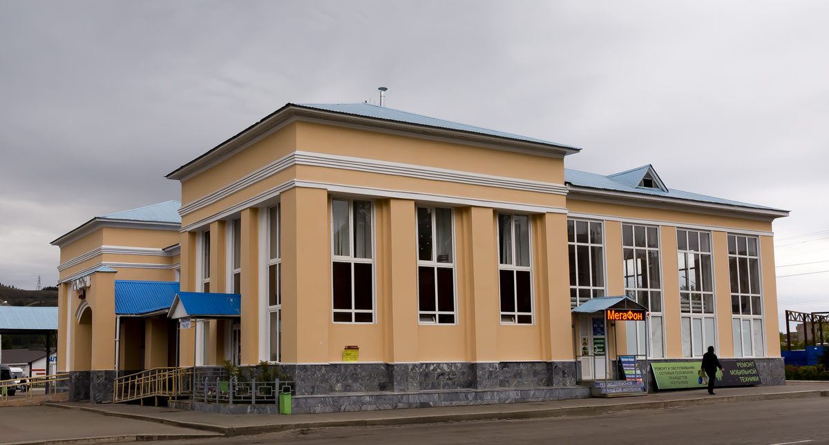 Октябрьский, Улица Губкина, 2А