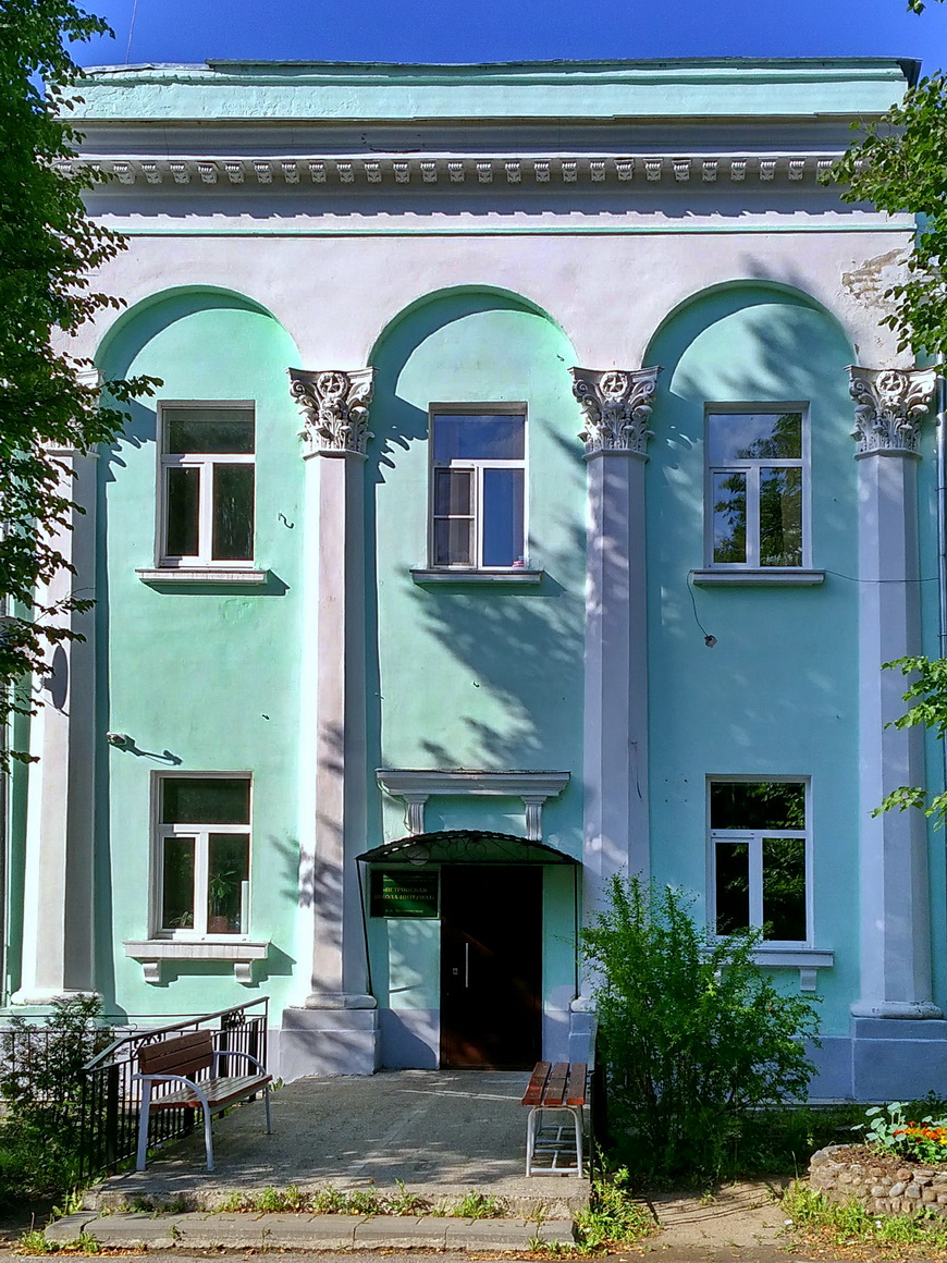 Петровское, Октябрьская улица, 25