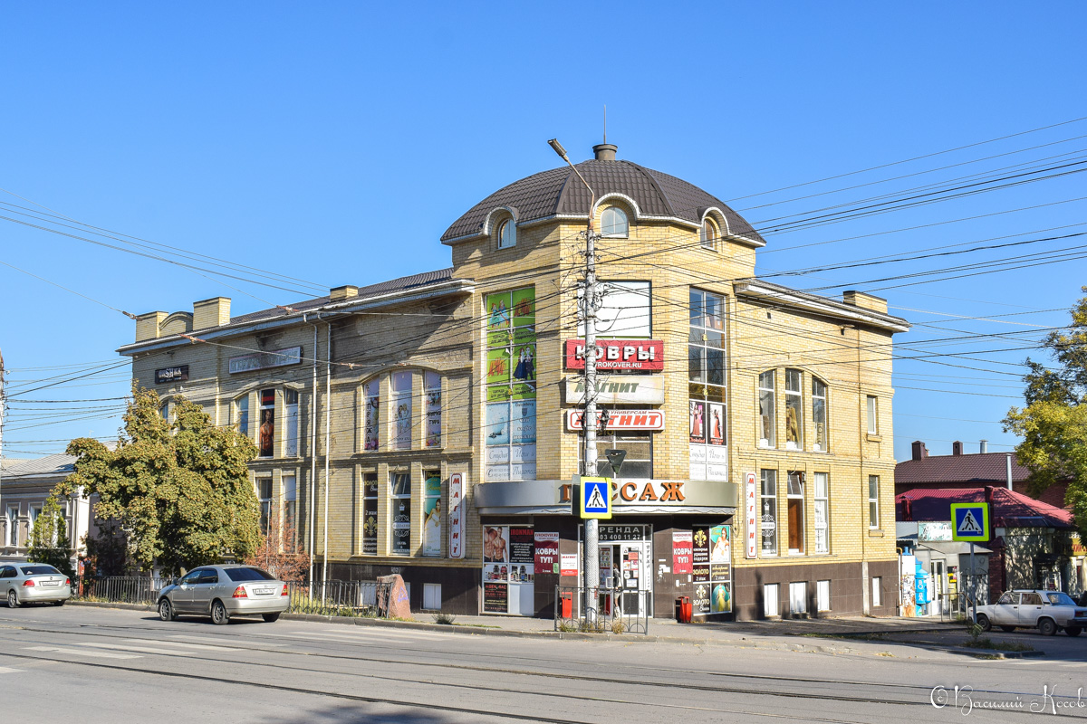 Таганрог, Спартаковский переулок, 10 / Улица Фрунзе, 64