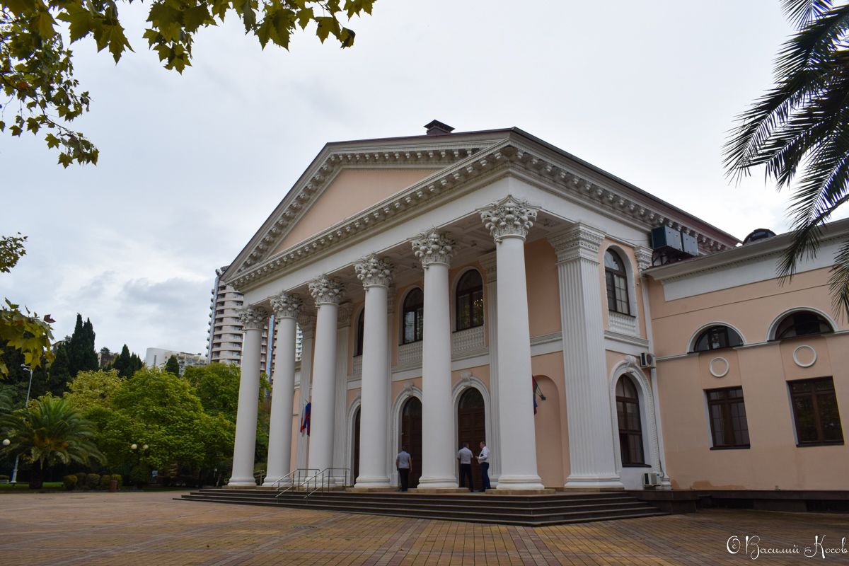 Сочи, Курортный проспект, 37