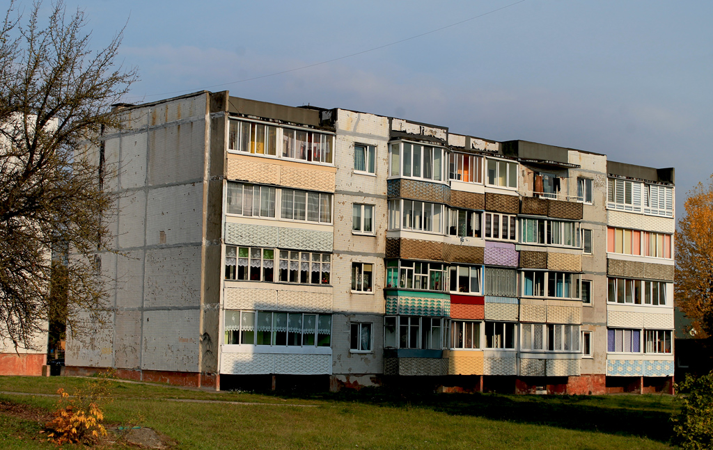 Лида, Пригородная улица, 16 корп. 3