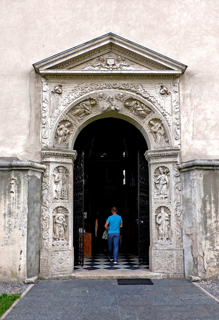 Жовква, Вечевая площадь, 18