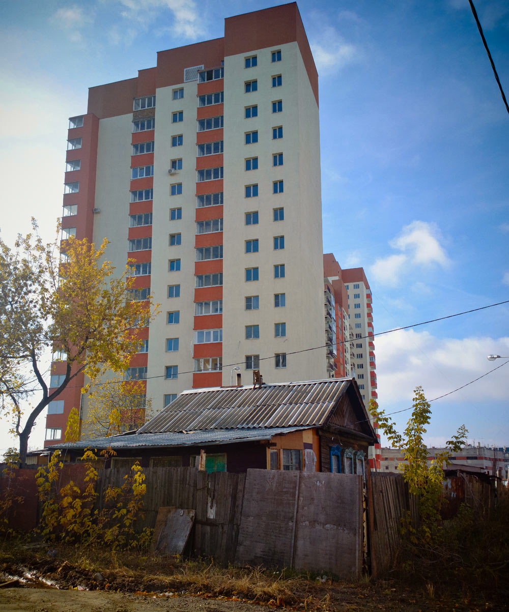 Samara, Пензенская улица, 147А; Улица Тухачевского, 80