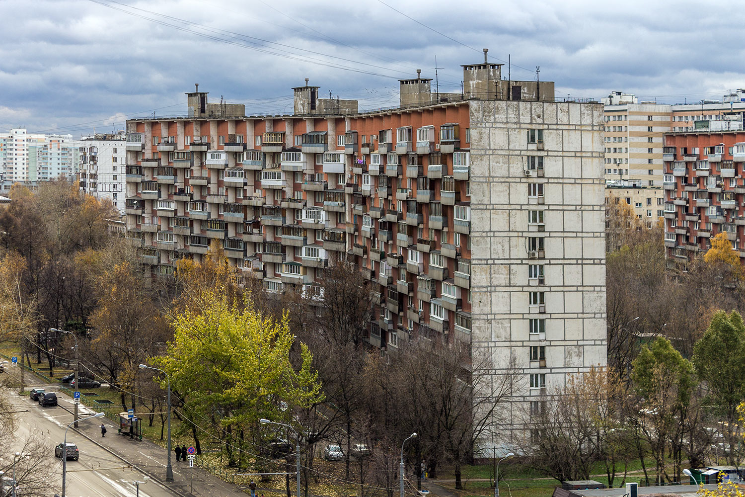 Москва, Новогиреевская улица, 44 / Зелёный проспект, 28