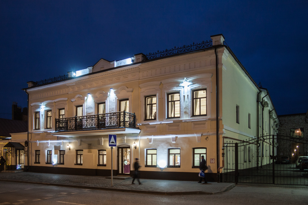 Казань, Улица Шигабутдина Марджани, 8