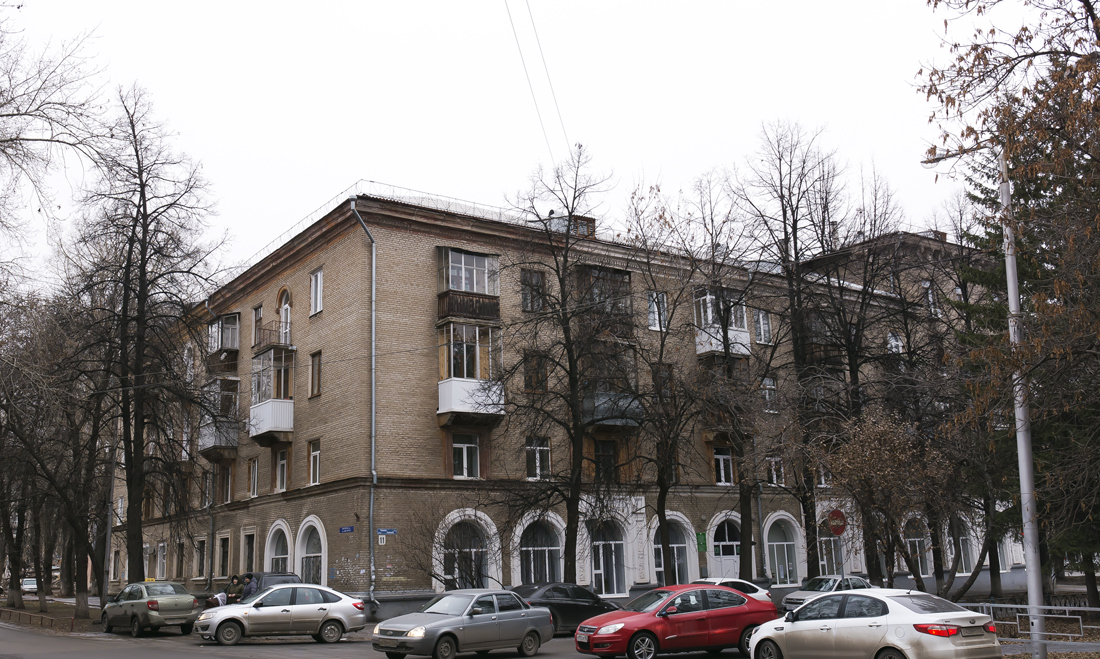 Уфа, Улица Калинина, 11 / Улица Льва Толстого, 2 / Улица Ульяновых, 41