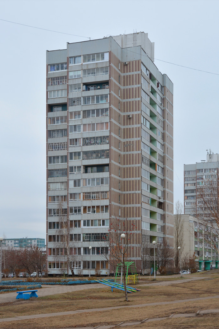 Набережные Челны, Молодёжный бульвар, 9