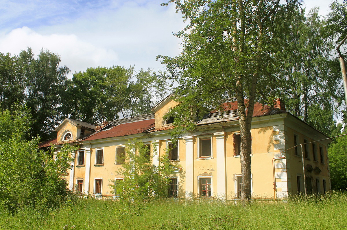 Березники, Улица Челюскинцев, 27
