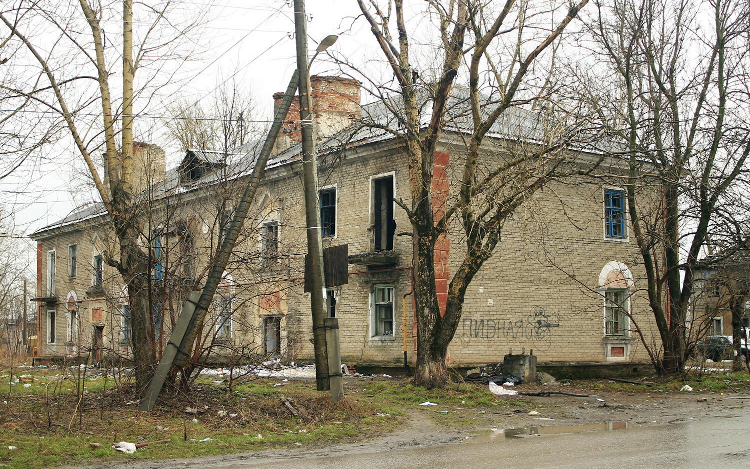 Березники, Улица Свободы, 24 / Улица Тельмана, 18