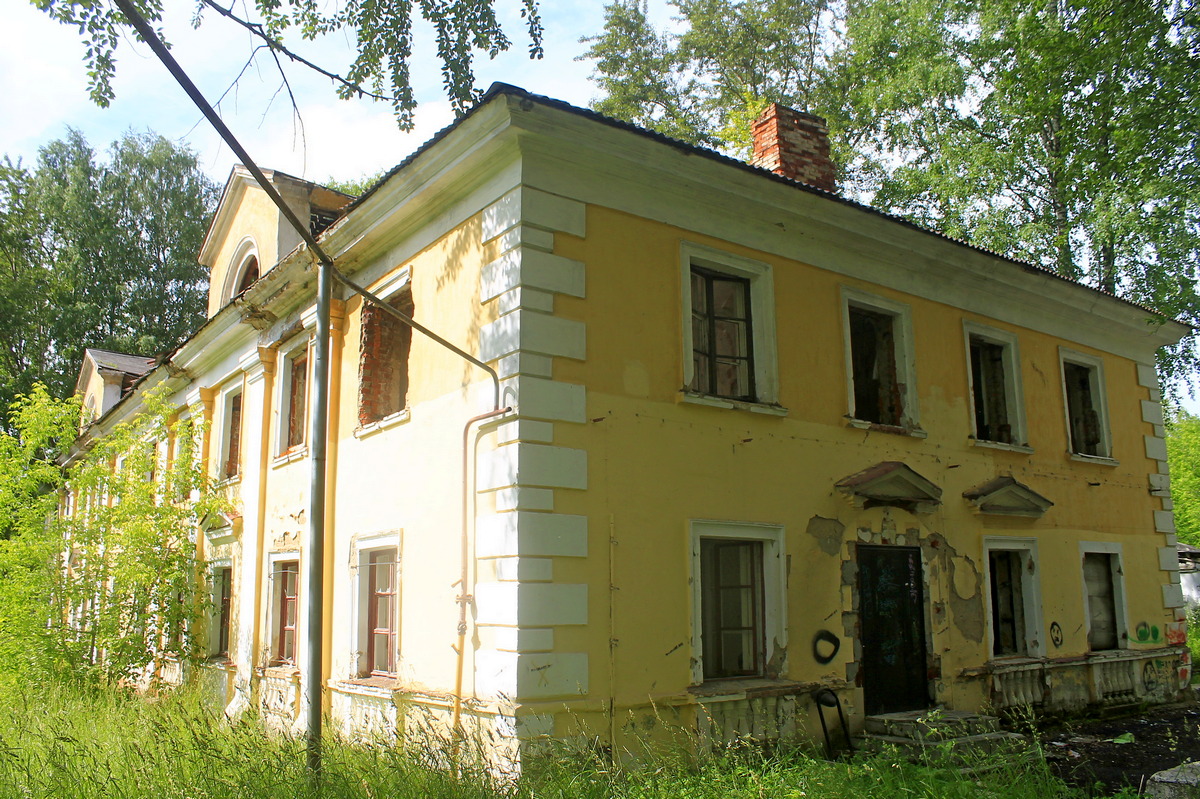 Березники, Улица Челюскинцев, 27