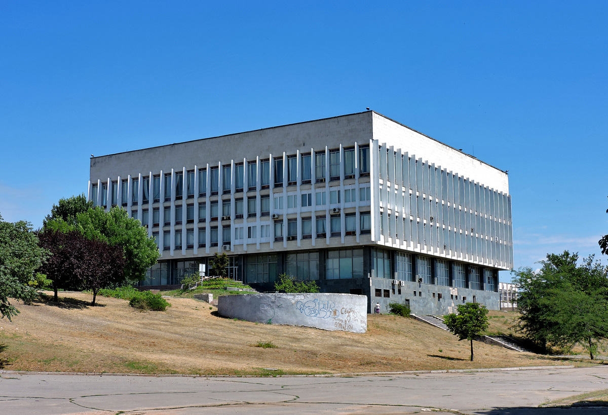 Херсон, Улица Героев Крут, 2